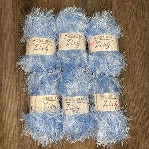 Moda Dea Zing Yarn 6‎ Skeins Baby Blue Ice Fuzzy Bling Sparkle Eyelash NEW